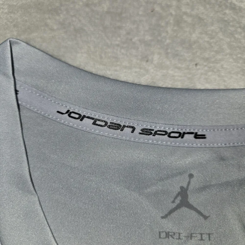 Mens Jordan Sport Performance DriFit T Shirt XL Gray Jumpman New